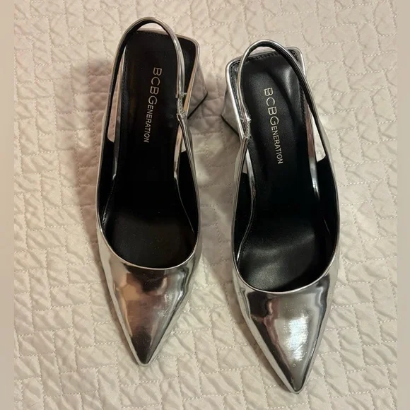 BCBGeneration Silver Slingbacks Size 8.5 - Picture 5 of 5